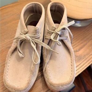 Youth Original Wallabee shoes